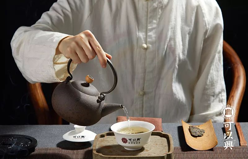 茶韻生金 品茗之道，亦是一種高級的投資與享受